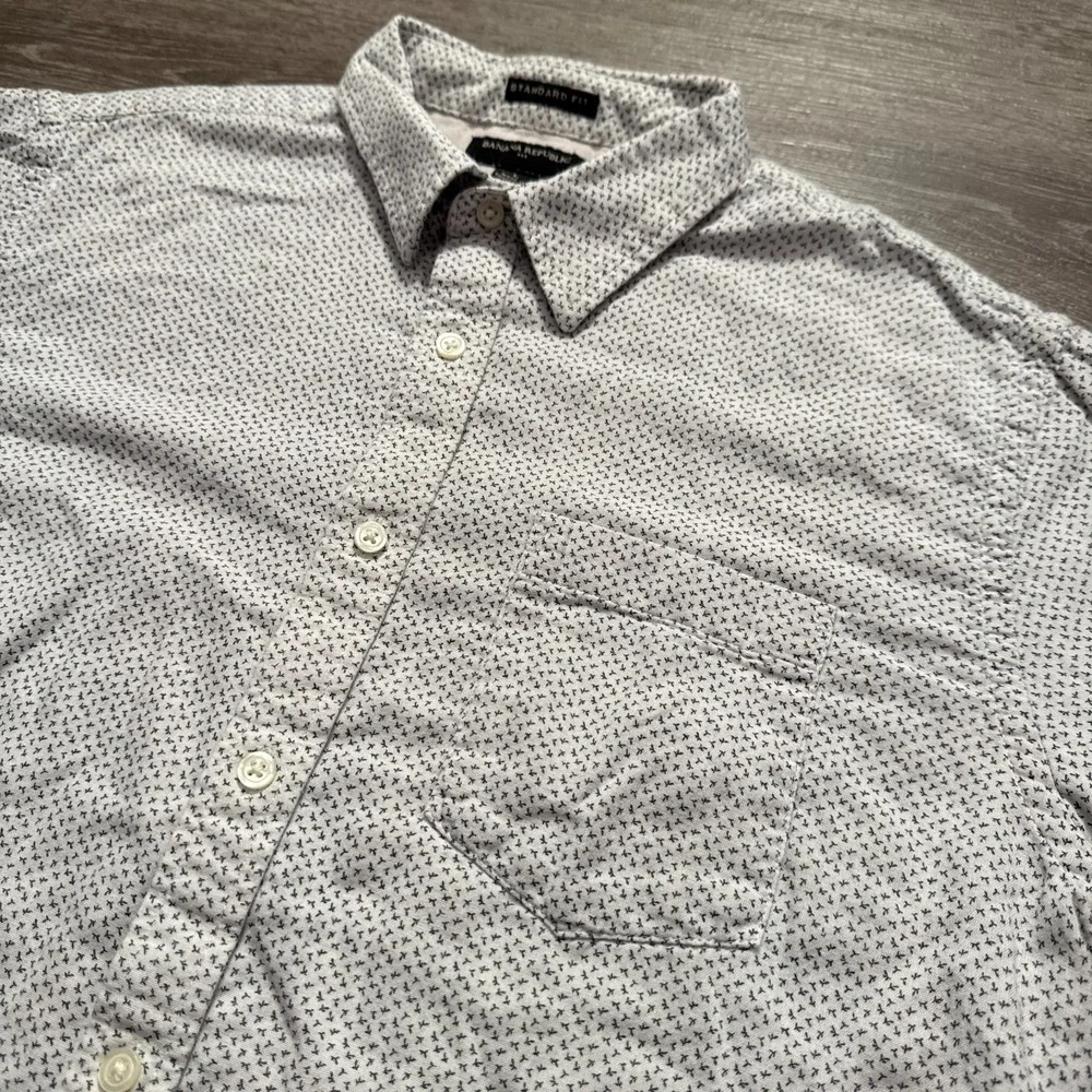 Banana Republic Shirt Men Large White Cotton Short‎ Sleeve Standard Fit Casual